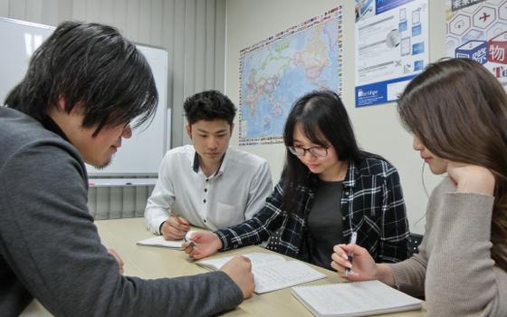 東京 It営業 Web システム系ディレクター募集 会社エイブリッジのセールス 事業開発の求人 Wantedly