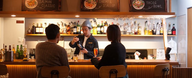 Uiターンも歓迎 金沢で新たな場づくり カフェバーの新規メンバー募集 エンブレムホテルのの求人 Wantedly